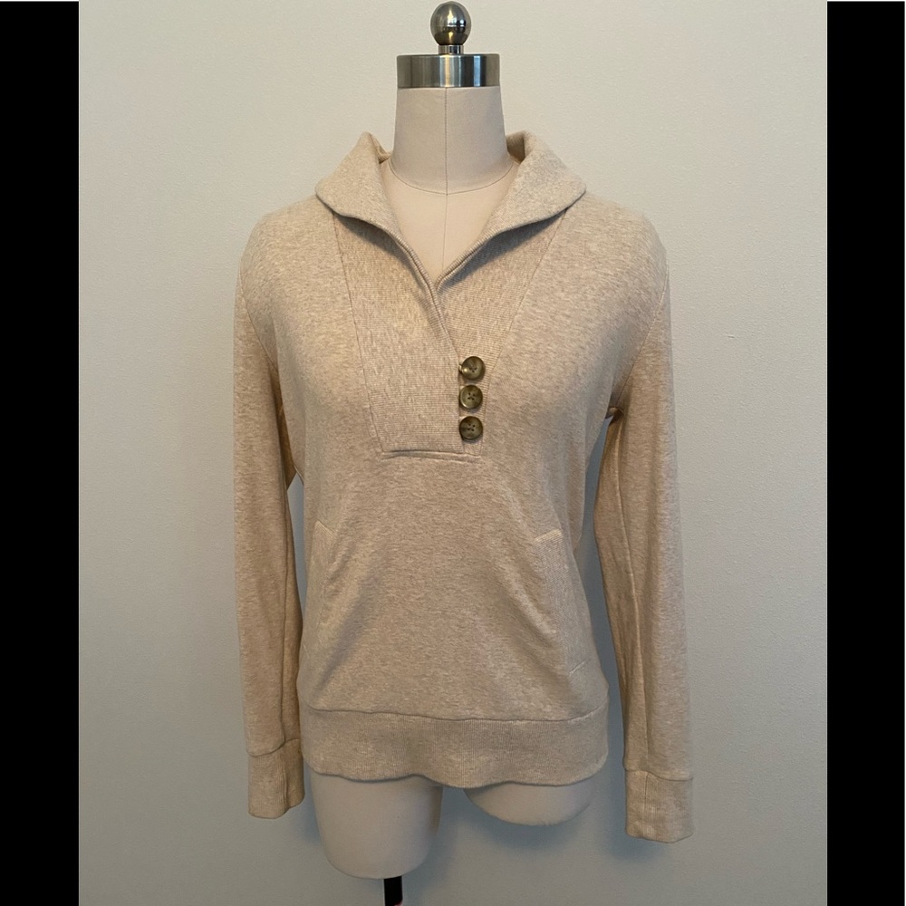 Banana Republic Pullover Shirt Shawl Collar Long Sleeve XS Button Accent Pocket